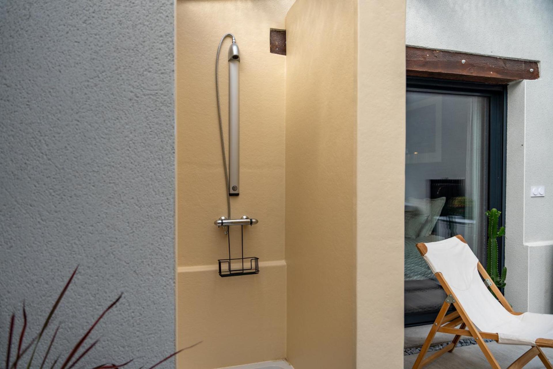 Yanna Lodge, Gite Classe 4 Etoiles Avec Spa Couvert Entierement Arrest Eksteriør billede